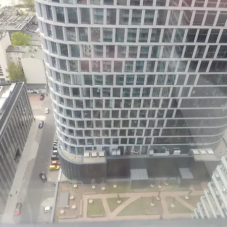 Comfortable 25th Floor In The Global Building, Fully Ac, Free Garage Катовице