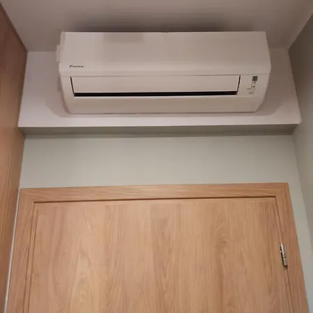Comfortable 25th Floor In The Global Building, Fully Ac, Free Garage Катовице